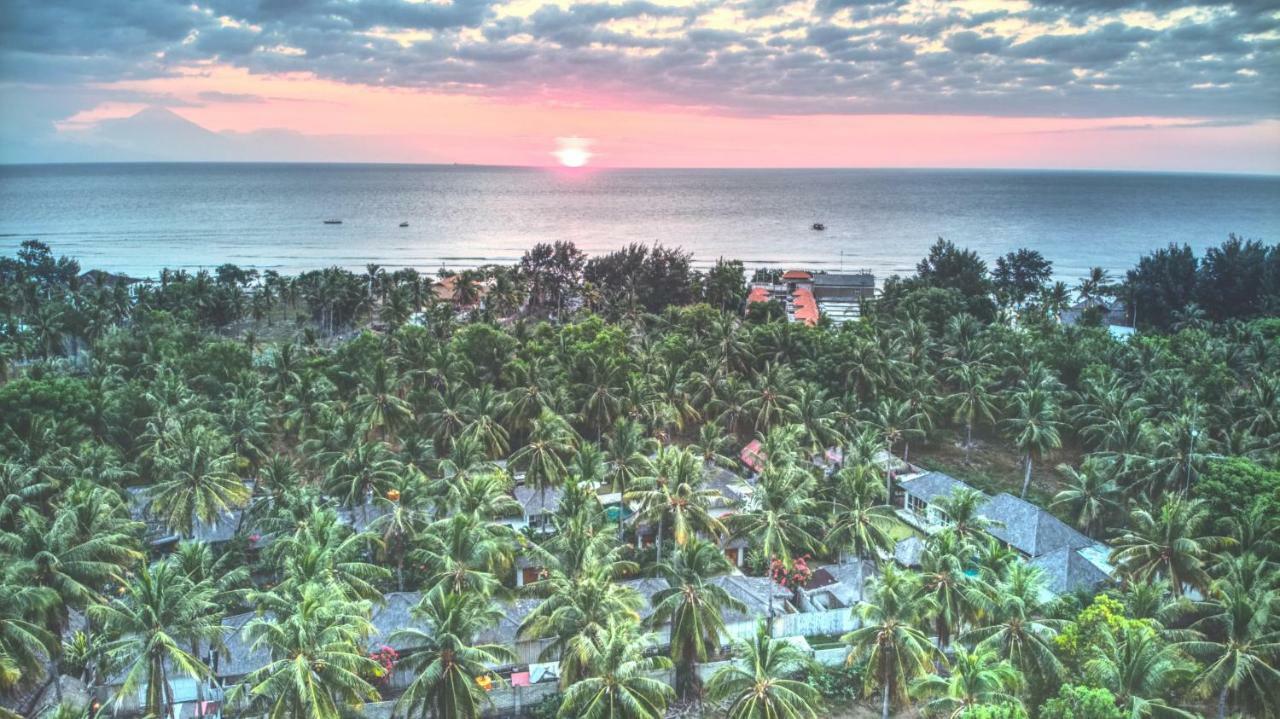 Sunset Palms Resort Джили Трауанган Екстериор снимка